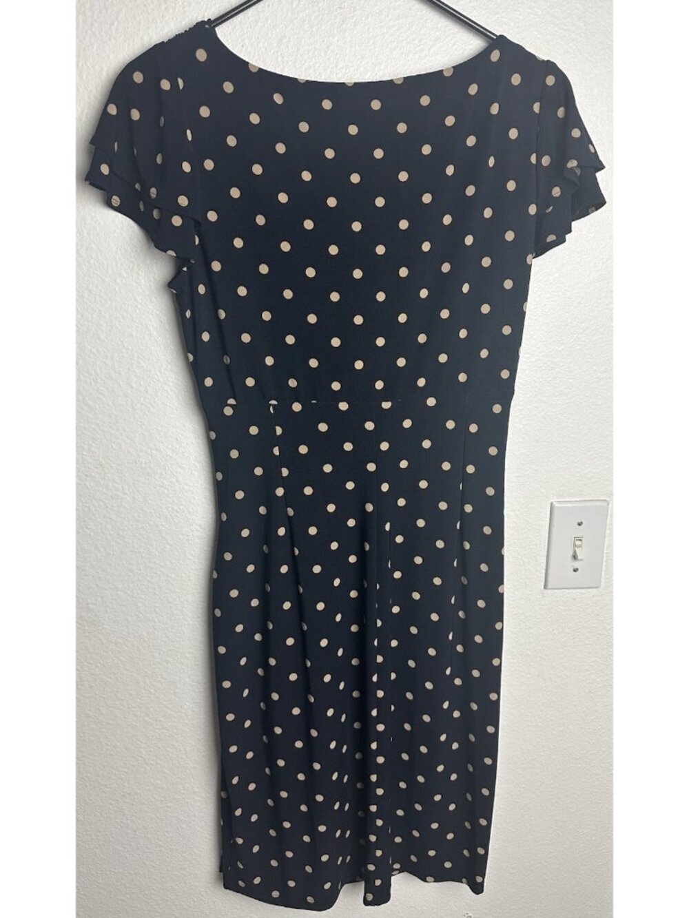 Lauren Ralph Faux Wrap Dress Size 8 Navy Blue & Tan Polka Dot Flutter Sleeves - Picture 3 of 11